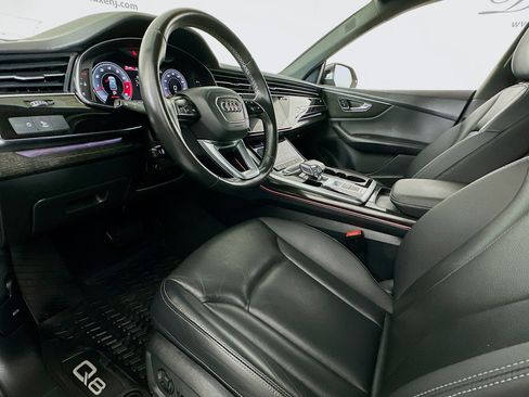 Used 2021 Audi Q8 Premium Plus w/ Premium Plus Package AWD/4WD image 7