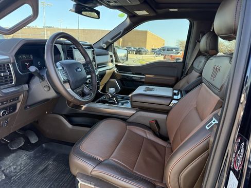 Used 2024 Ford F150 King Ranch w/ FX4 Off-Road Package image 15