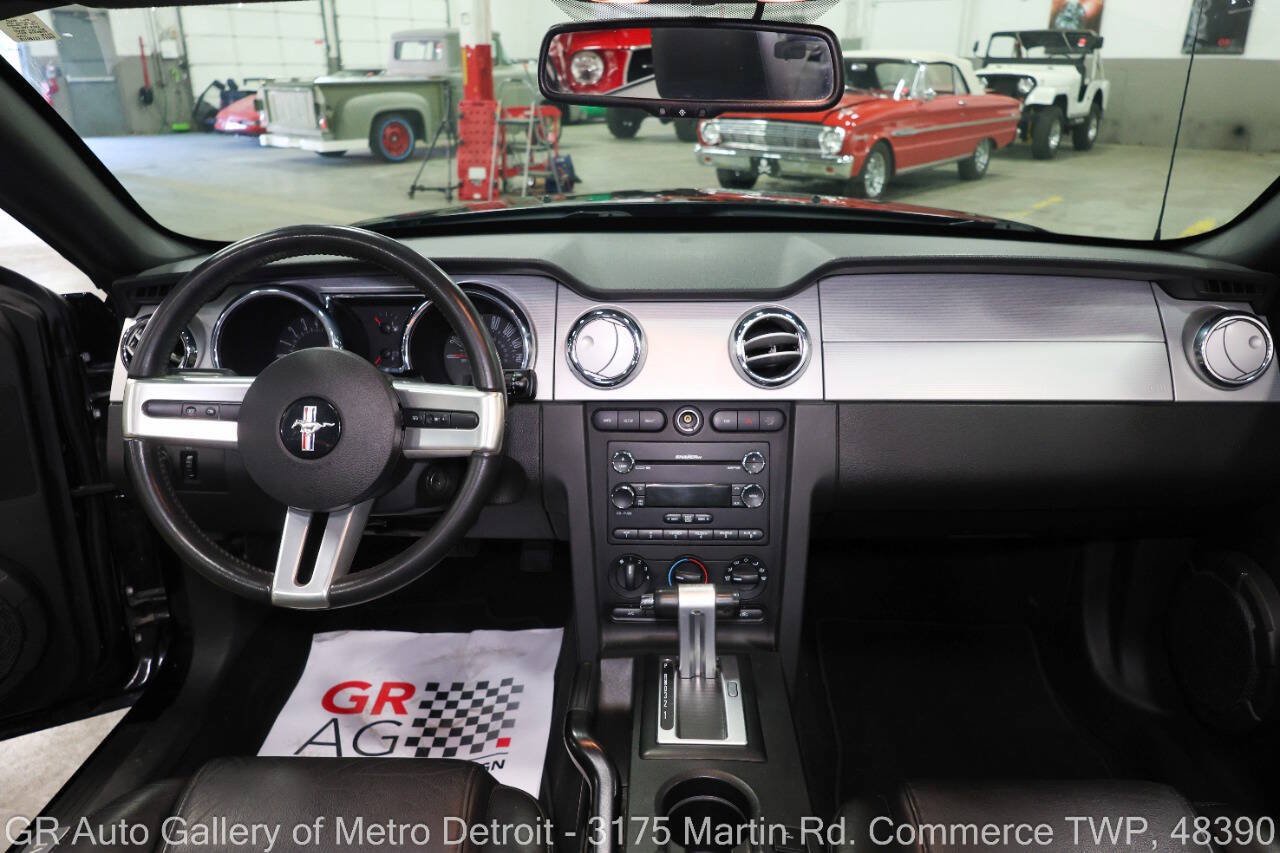 Used 2008 Ford Mustang GT Premium RWD image 17