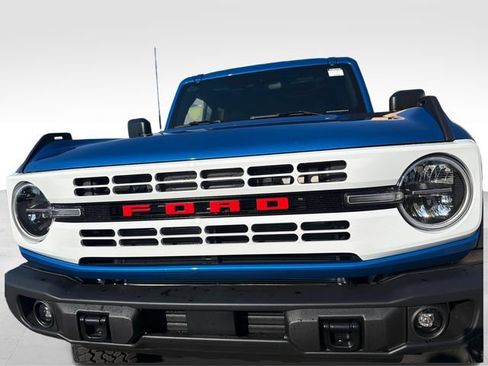New 2026 Ford Bronco Heritage Edition AWD/4WD image 12