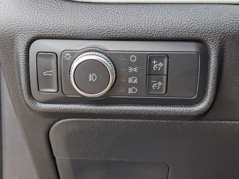 Used 2020 Ford Explorer XLT w/ Equipment Group 202A image 23