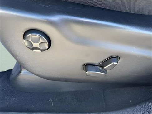 Used 2021 Jeep Grand Cherokee Laredo image 22