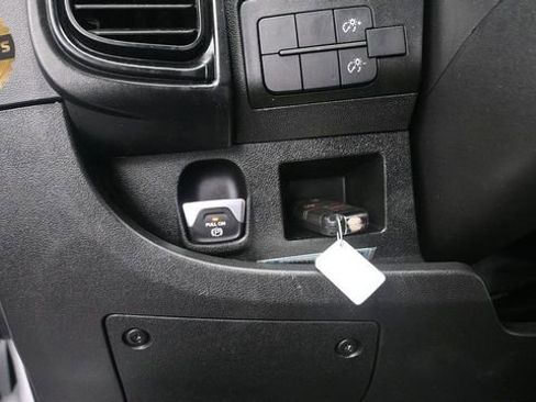 Used 2023 RAM ProMaster 2500 FWD image 19