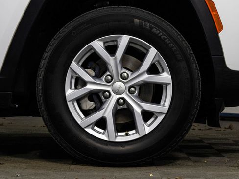 Used 2023 Jeep Grand Cherokee Limited w/ Trailer Tow Prep Group (B) image 43