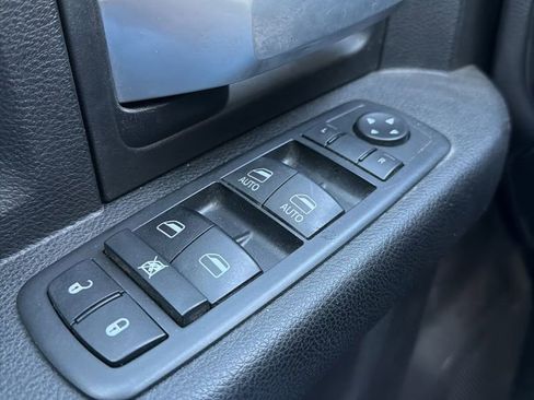 Used 2019 RAM 2500 Tradesman image 7