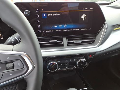 New 2026 Chevrolet Trax LT w/ Driver Confidence Package image 16