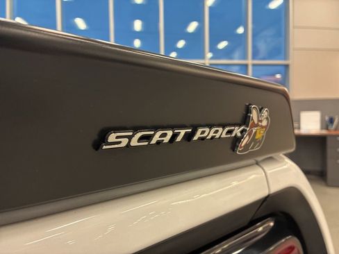 Used 2022 Dodge Challenger R/T Scat Pack image 14
