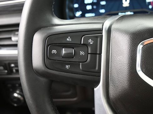 Used 2023 GMC Yukon XL SLT AWD/4WD image 19