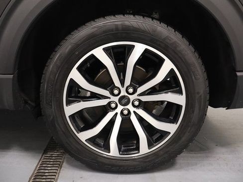 Used 2023 Ford Explorer ST-Line AWD/4WD image 27