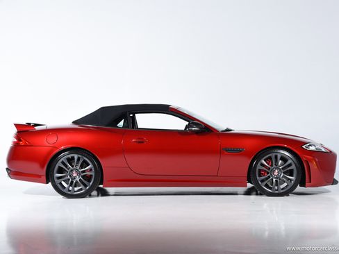 Used 2013 Jaguar XKR R-S RWD image 11