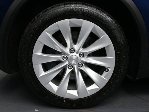 Used 2017 Tesla Model X 100D AWD/4WD image 13