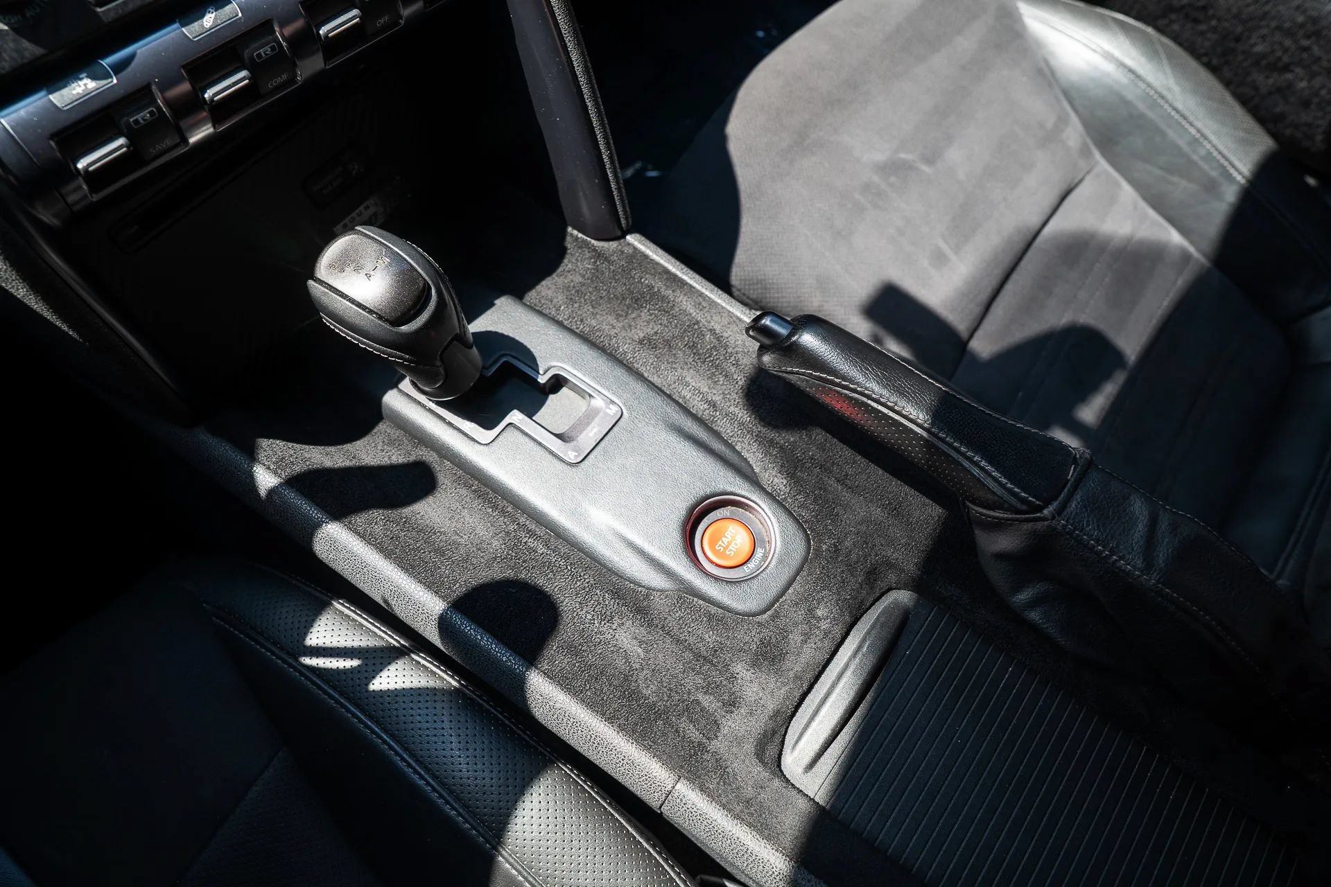 Used 2013 Nissan GT-R Premium AWD/4WD image 33