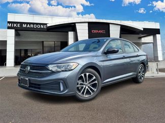 Used 2023 Volkswagen Jetta Sport image 1