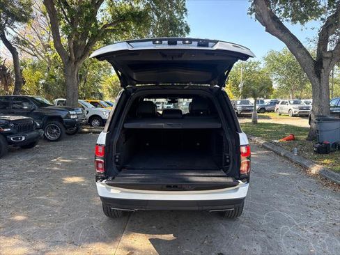 Used 2018 Land Rover Range Rover HSE image 33