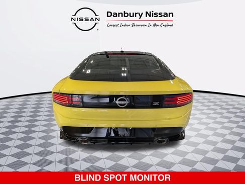 Used 2023 Nissan Z w/ Floor Mat Package RWD image 4