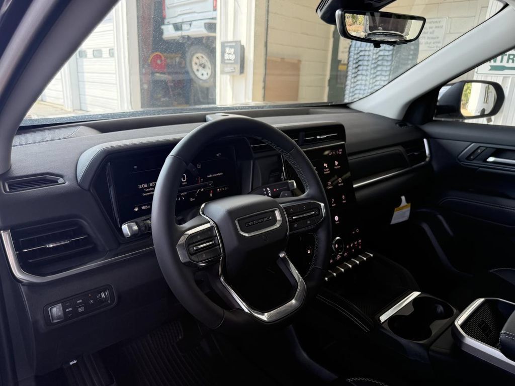 New 2026 GMC Terrain Denali w/ LPO, Floor Liner Package AWD/4WD image 10