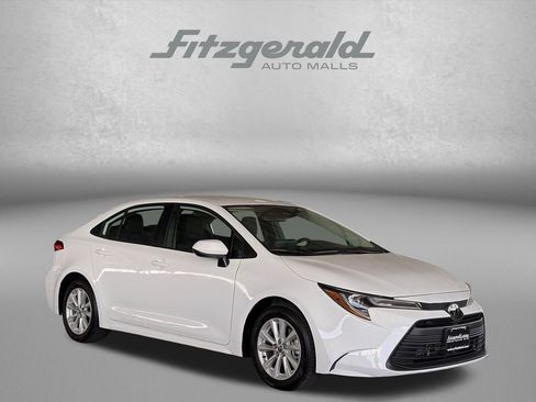 Certified 2026 Toyota Corolla LE w/ LE Premium Package FWD image 1