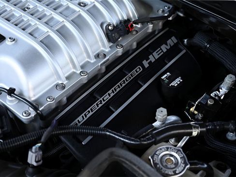 Used 2021 Dodge Challenger SRT Hellcat Redeye image 37