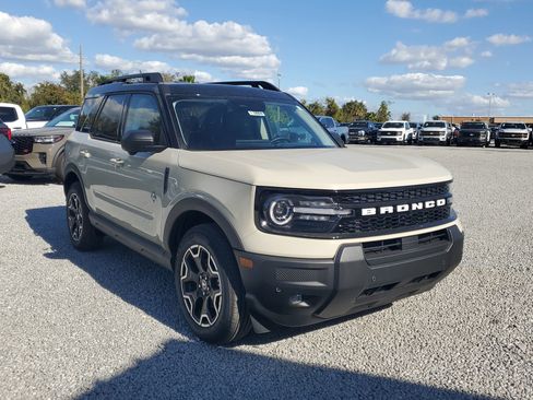 New 2025 Ford Bronco Sport Outer Banks w/ Outer Banks Tech Package+ image 2