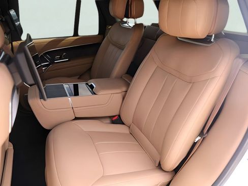 Used 2025 Land Rover Range Rover Autobiography AWD/4WD image 22
