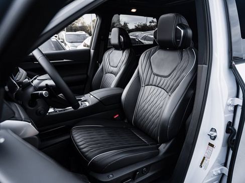 New 2026 INFINITI QX60 Autograph w/ Autograph Tech Package image 17