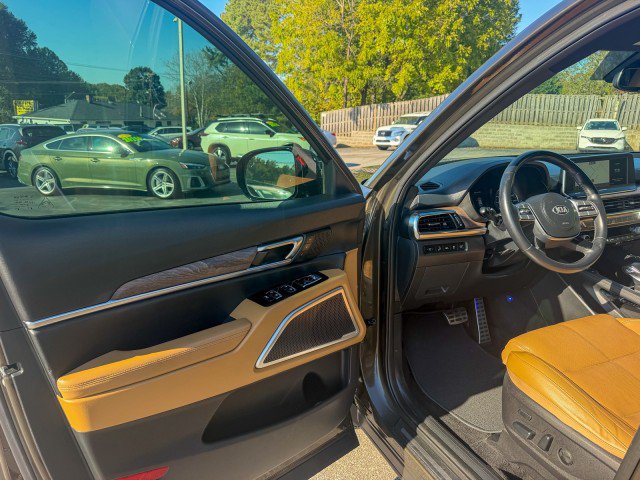Used 2021 Kia Telluride SX w/ Towing Package FWD image 17
