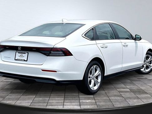Used 2025 Honda Accord LX image 2