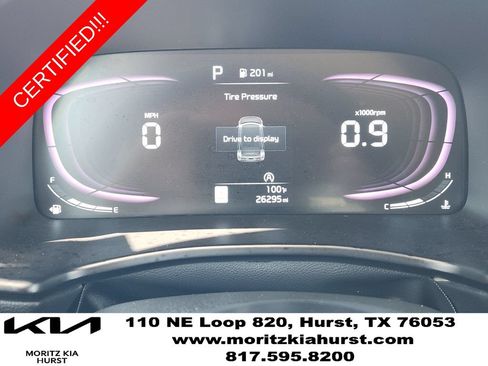 Certified 2025 Kia Soul LX w/ LX Technology Package FWD image 6