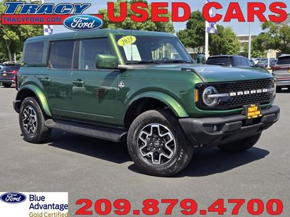 Certified 2025 Ford Bronco Outer Banks