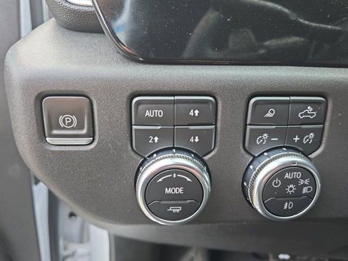 Used 2023 GMC Sierra 1500 SLT w/ SLT Premium Package image 30
