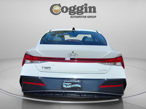 New 2026 Hyundai Elantra Limited image 5