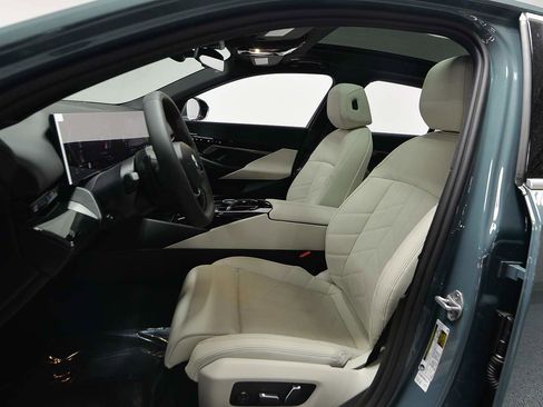 New 2026 BMW 530i w/ Premium Package image 8