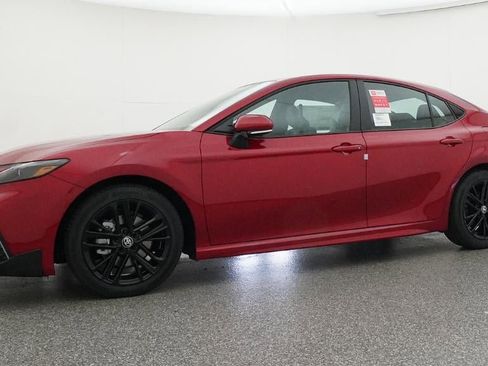 New 2026 Toyota Camry SE FWD image 18
