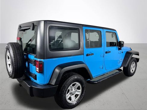 Used 2017 Jeep Wrangler Unlimited Sport w/ Connectivity Group image 6
