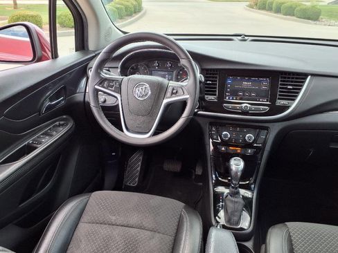 Used 2021 Buick Encore Preferred w/ Safety Package II image 12