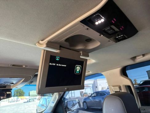 Used 2017 GMC Yukon Denali w/ Open Road Package image 36