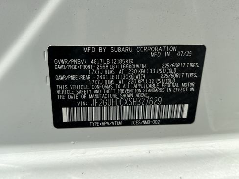 Used 2025 Subaru Crosstrek 2.5i Premium AWD/4WD image 37