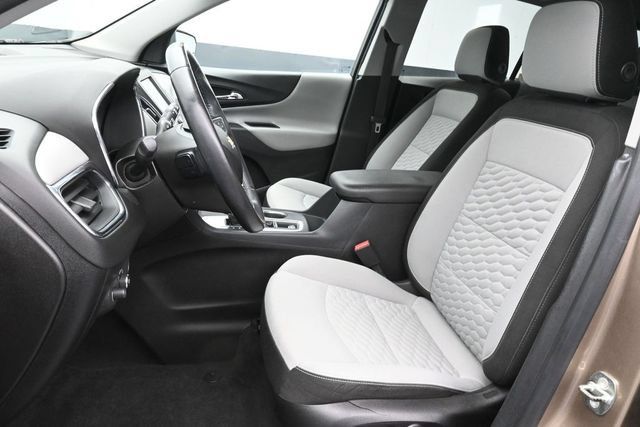 Used 2018 Chevrolet Equinox LT FWD image 23