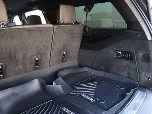 Used 2021 Cadillac Escalade ESV Luxury image 26