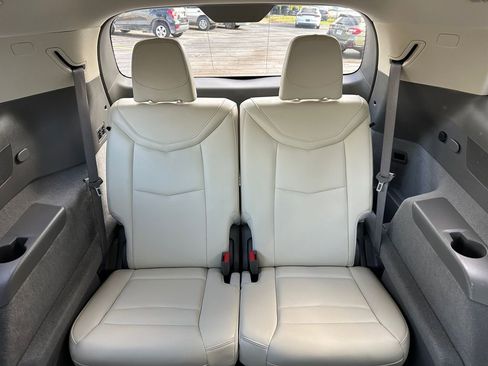 Used 2021 Cadillac XT6 Premium Luxury image 25