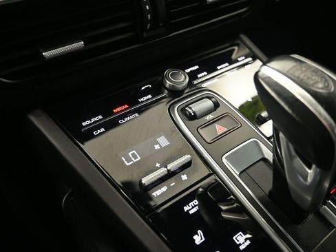 Used 2021 Porsche Cayenne GTS image 22