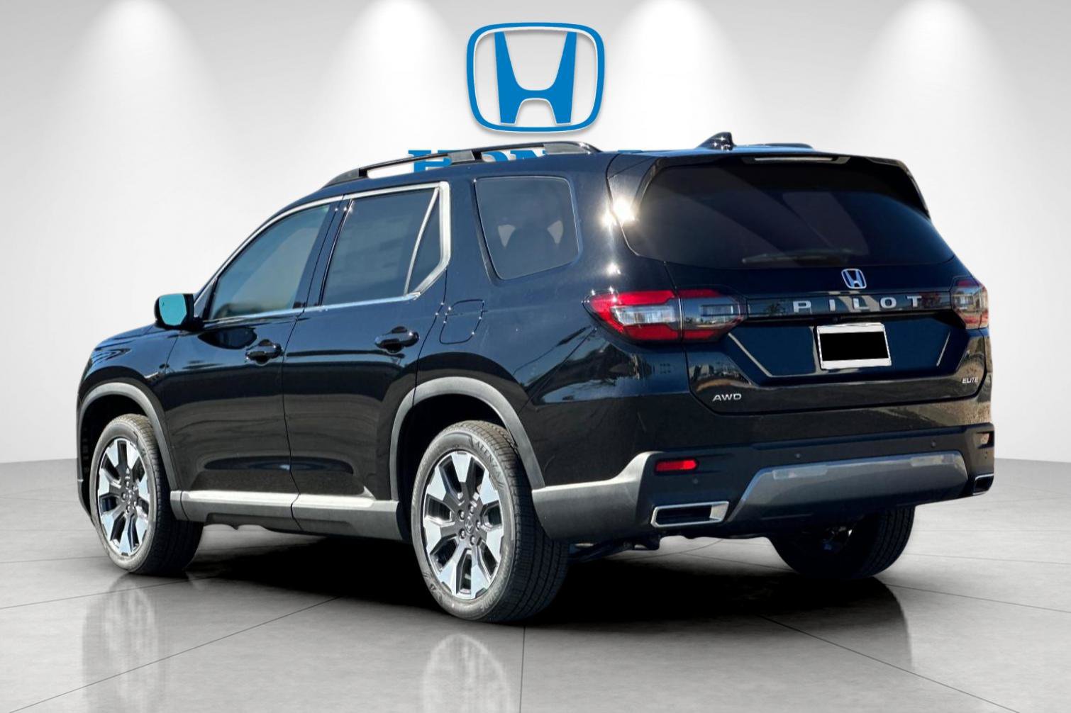 New 2026 Honda Pilot Elite image 4