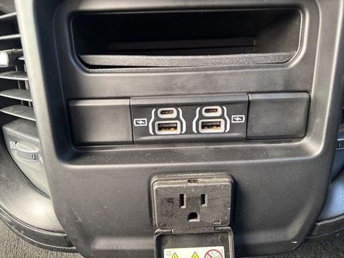 Used 2022 RAM 1500 Big Horn image 25