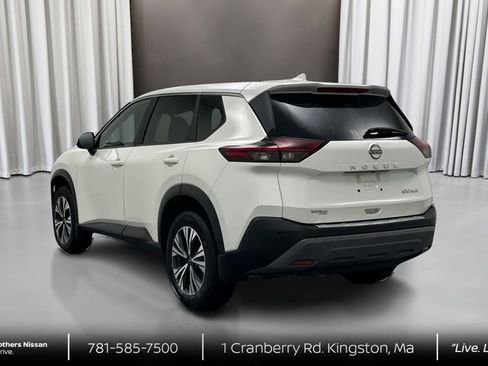 Certified 2023 Nissan Rogue SV image 7