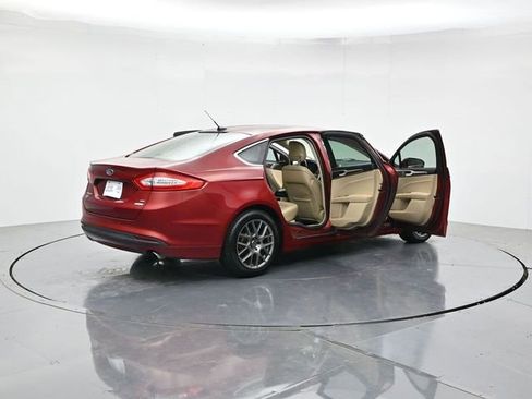 Used 2014 Ford Fusion SE w/ Equipment Group 202A FWD image 44