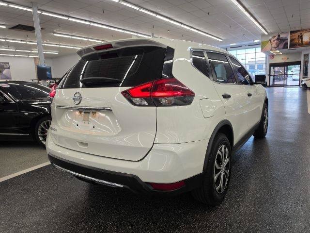Used 2020 Nissan Rogue S FWD image 5