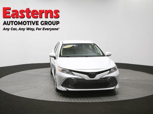 Used 2019 Toyota Camry XLE w/ Carpet Mat Package FWD image 53