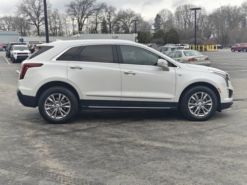 Used 2022 Cadillac XT5 Premium Luxury w/ Technology Package image 4