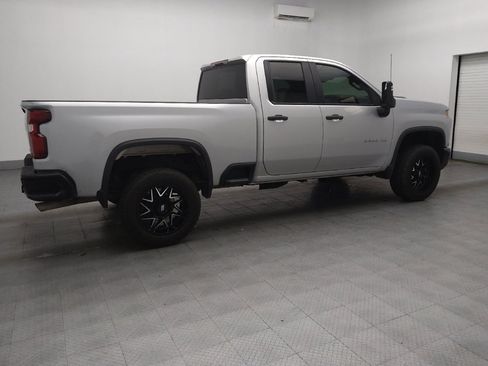 Used 2022 Chevrolet Silverado 2500 Custom w/ Custom Convenience Package RWD image 10