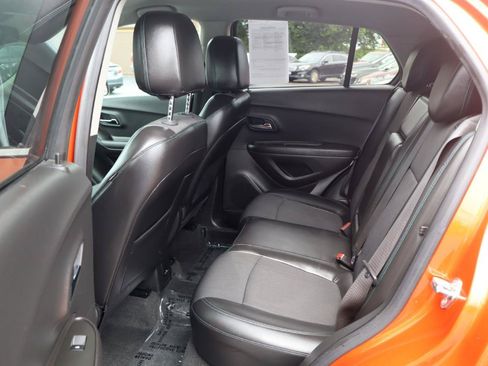 Used 2016 Chevrolet Trax LT w/ LT Convenience Package AWD/4WD image 15
